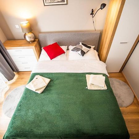 Apartament Miodowa 42 Z Miejscem Parkingowym كراكوفيا المظهر الخارجي الصورة