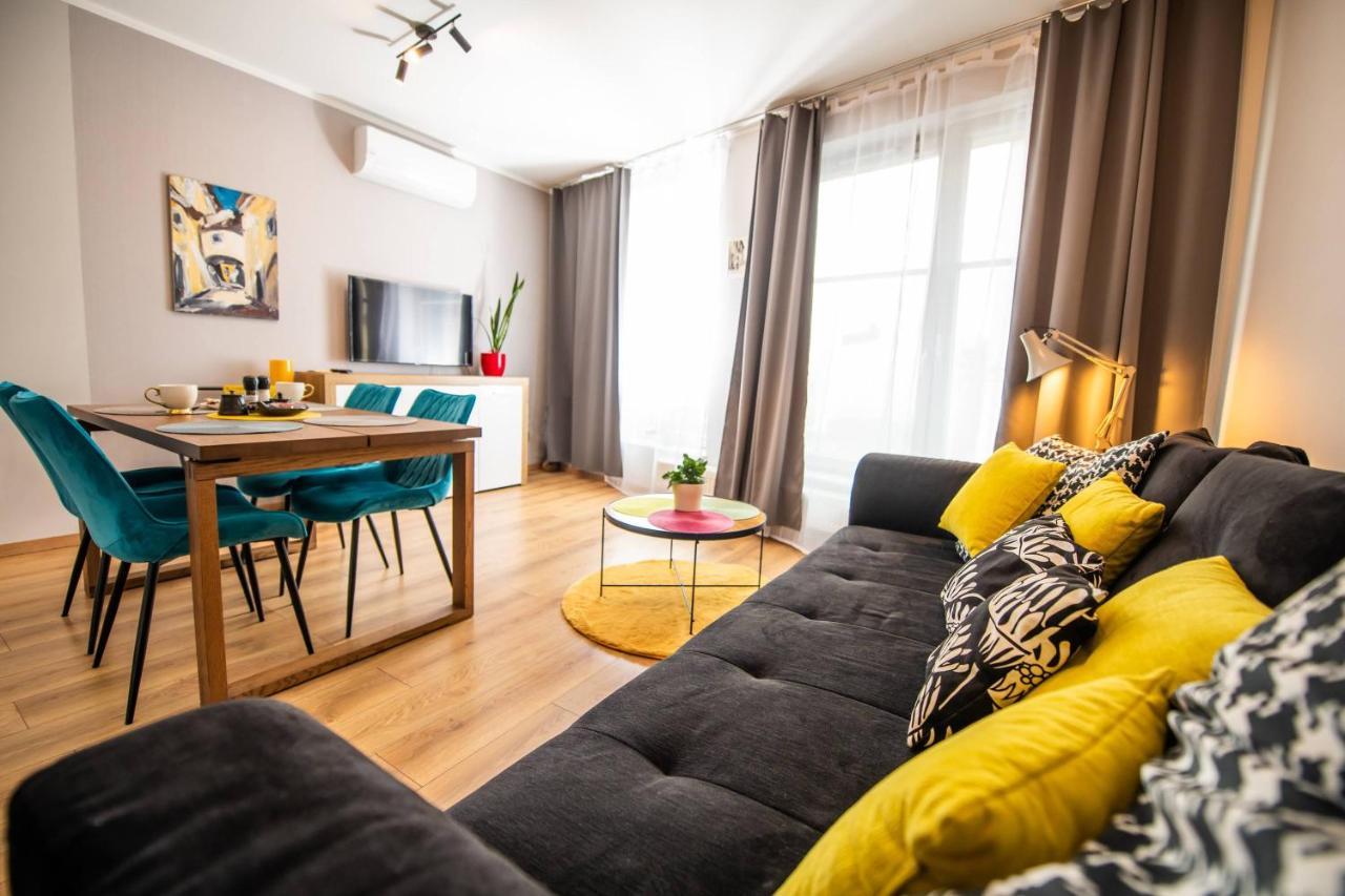 Apartament Miodowa 42 Z Miejscem Parkingowym كراكوفيا المظهر الخارجي الصورة
